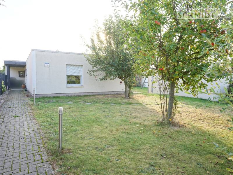 Sanierter 4-Zimmer-Bungalow mit Süd-Garten & Fußbodenheizung in Wolfsburg-Vorsfelde – Barrierefreies Wohnen auf einer Ebene!
