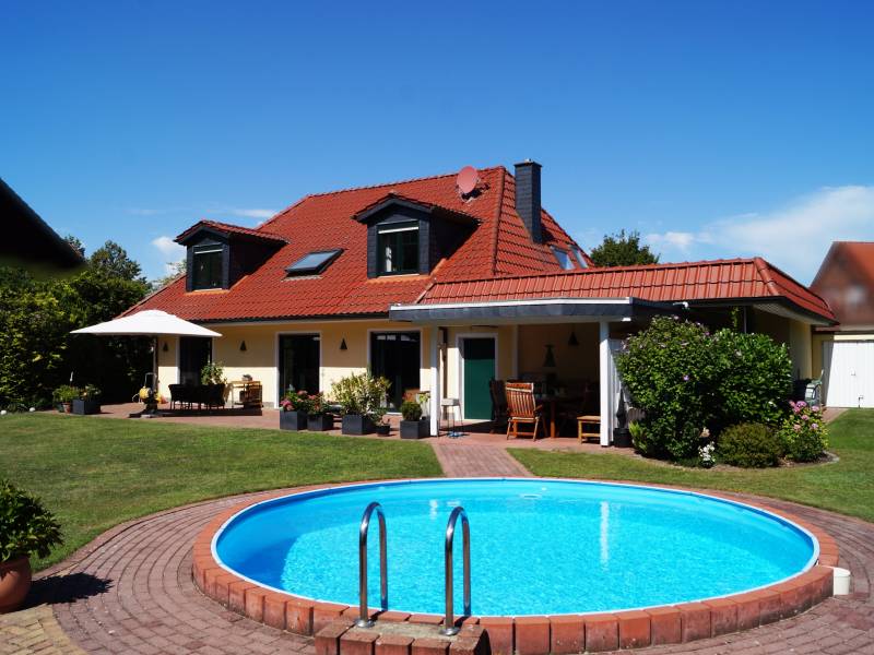 Großzügiges Wohnambiente in Waldrandlage