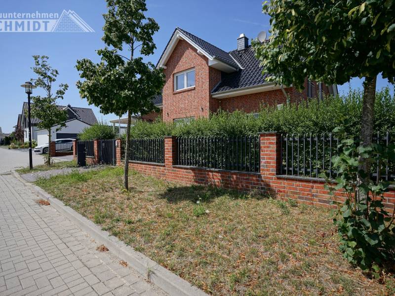 Exklusives Familiendomizil in Papenrode | Smart Home mit Wohlfühlgarantie und sofortiger Bezugsfertigkeit!
