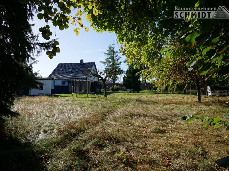 Kompaktes Einfamilienhaus mit viel Grundstück - willkommen zu Hause in Wolfsburg-Hehlingen!