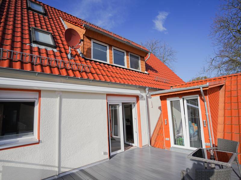 Besondere Gelegenheit - Mehrfamilienhaus mit Gewerbeeinheiten in zentraler Lage in Wolfsburg mit Blick auf den Klieversberg